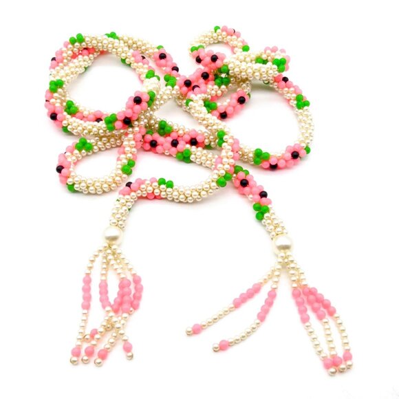 Crocheted Seed Pearls Rope Lariat, Elegant Flapper Floral Sautoir, Classy - Picture 2 of 3